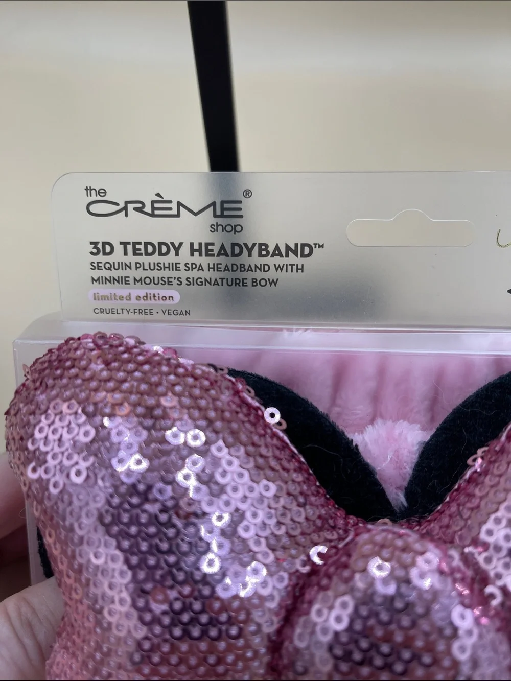 Minnie Mouse Spa 3D Headband NWT for all Disney Lovers Limited Edition